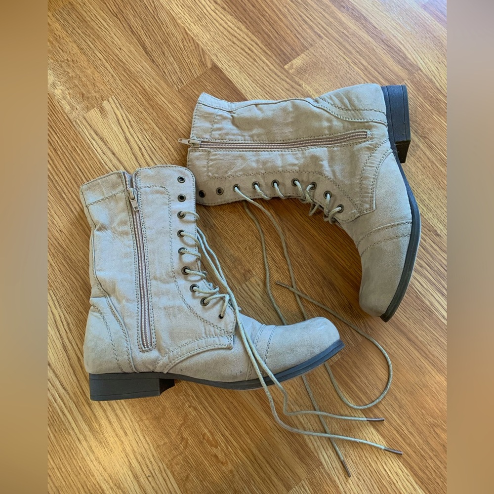 Beige Suede-like Combat Boots 👢
